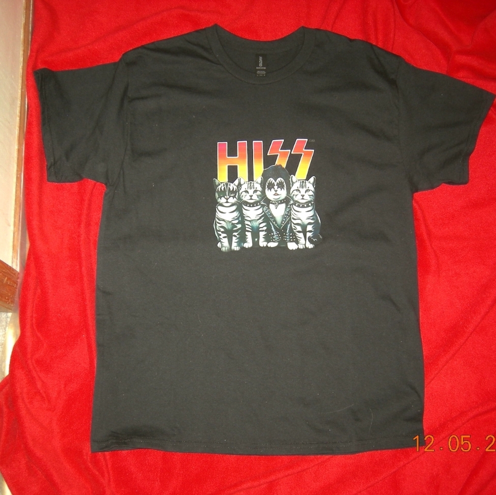 Cat ROCK N ROLL Funny Band HISS Tee 100% Cotton Black Adult Tee Size L NEW